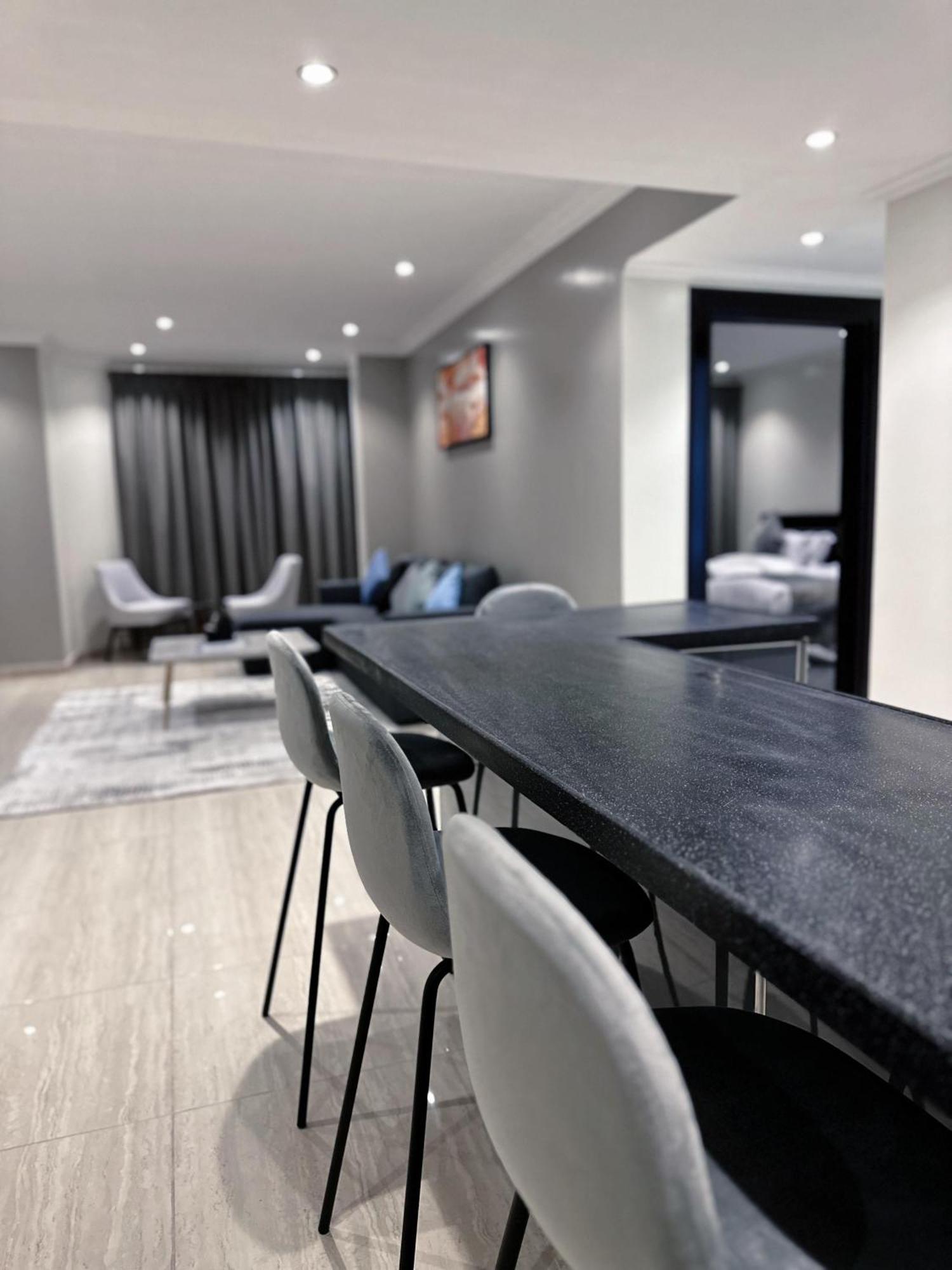 Art Suite Riyad Extérieur photo